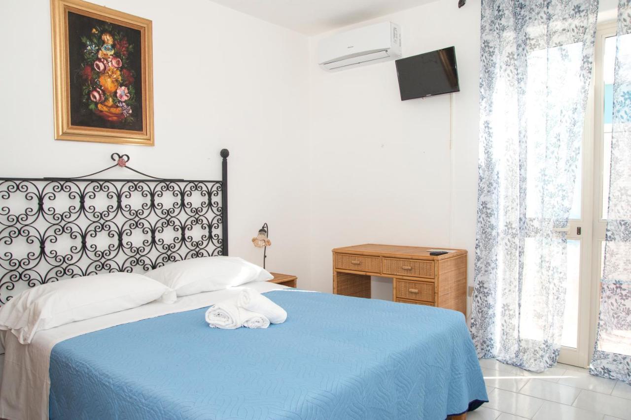 Hotel Punto Azzurro Forio di Ischia Eksteriør billede